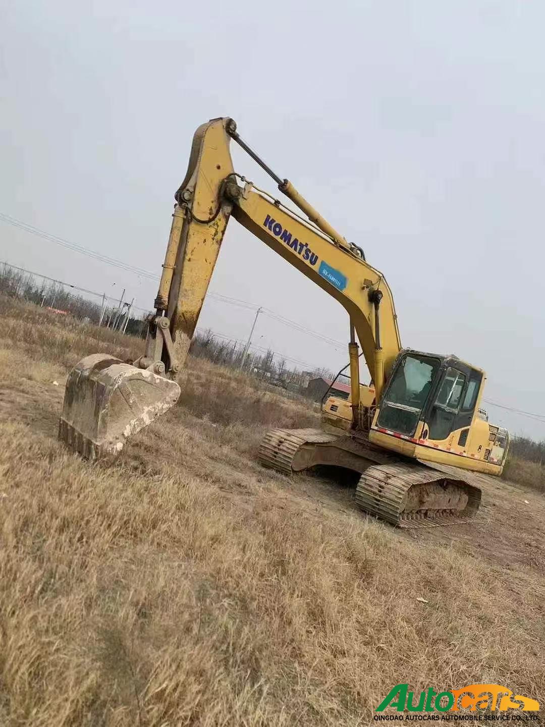 Komatsu 200